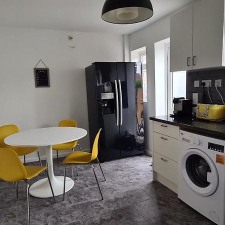 Cosy 3-Bedroom House In Aspley Nottingham Exteriér fotografie